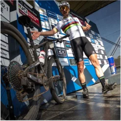 HT M2 Titanium Pedals -Outlet Crank Cyclist Store ht m2 titanium pedals 3